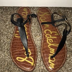 sandals brown sole black strap Great condition!